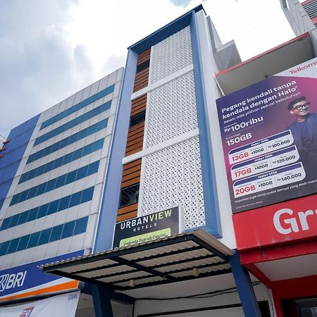 Urbanview Hotel Syariah De Umbrella Ciputat Tangerang Kültér fotó